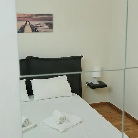 Sergio Opera Apartment